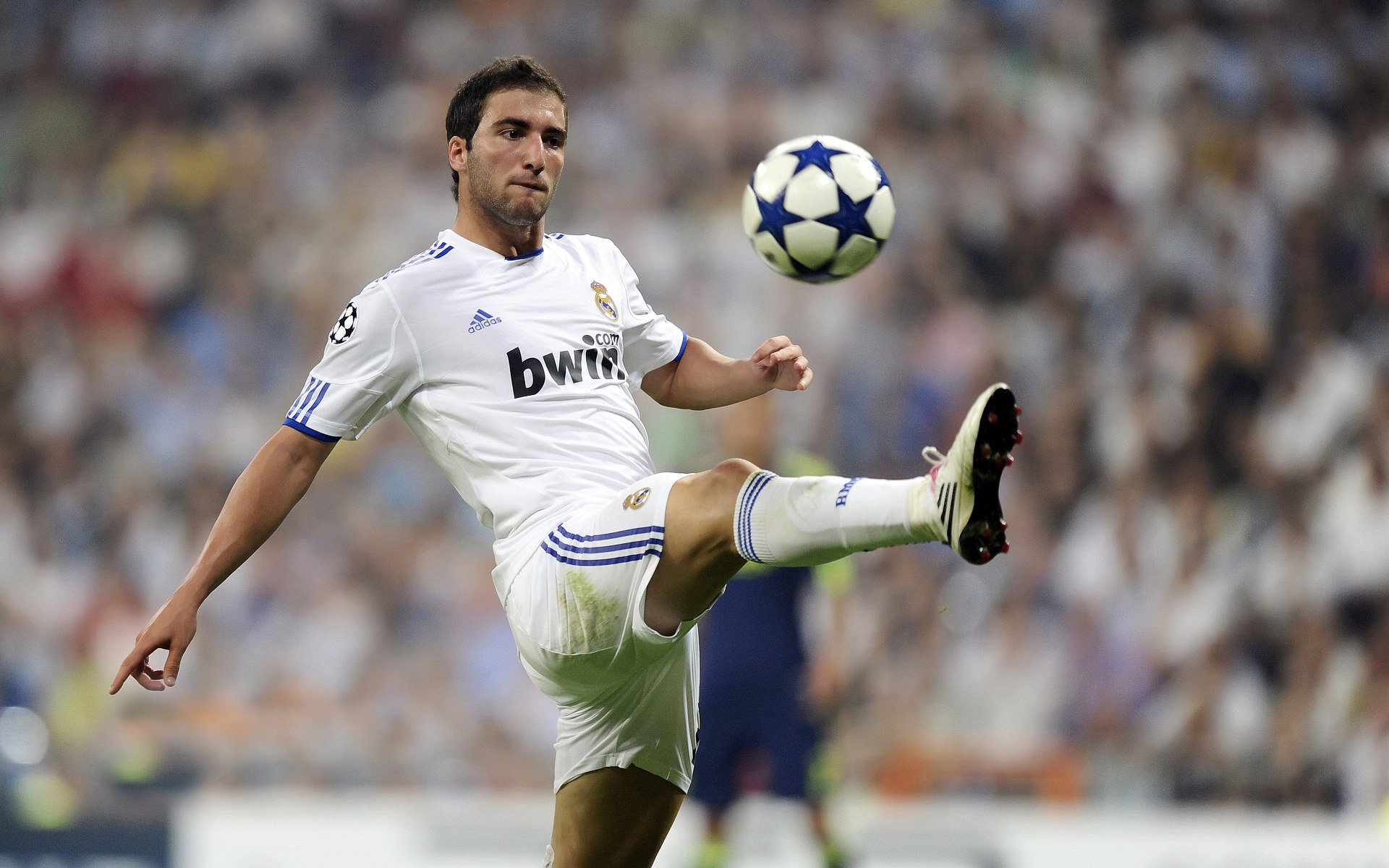 2026世界杯之夜,约基奇成为胜负手,当篮球智慧降临绿茵场